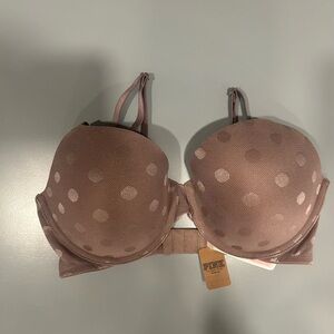 PINK T-Shirt Bra, Lightly Linened. NWT 34DD